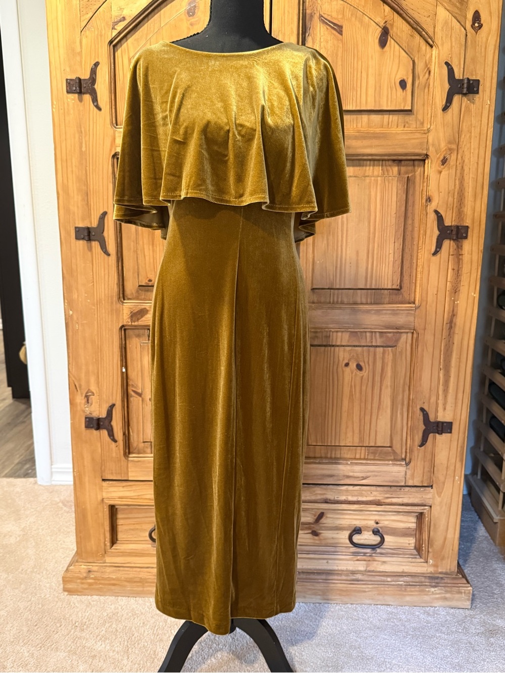Maison Tara Gold Velvet Cape-Front Dress